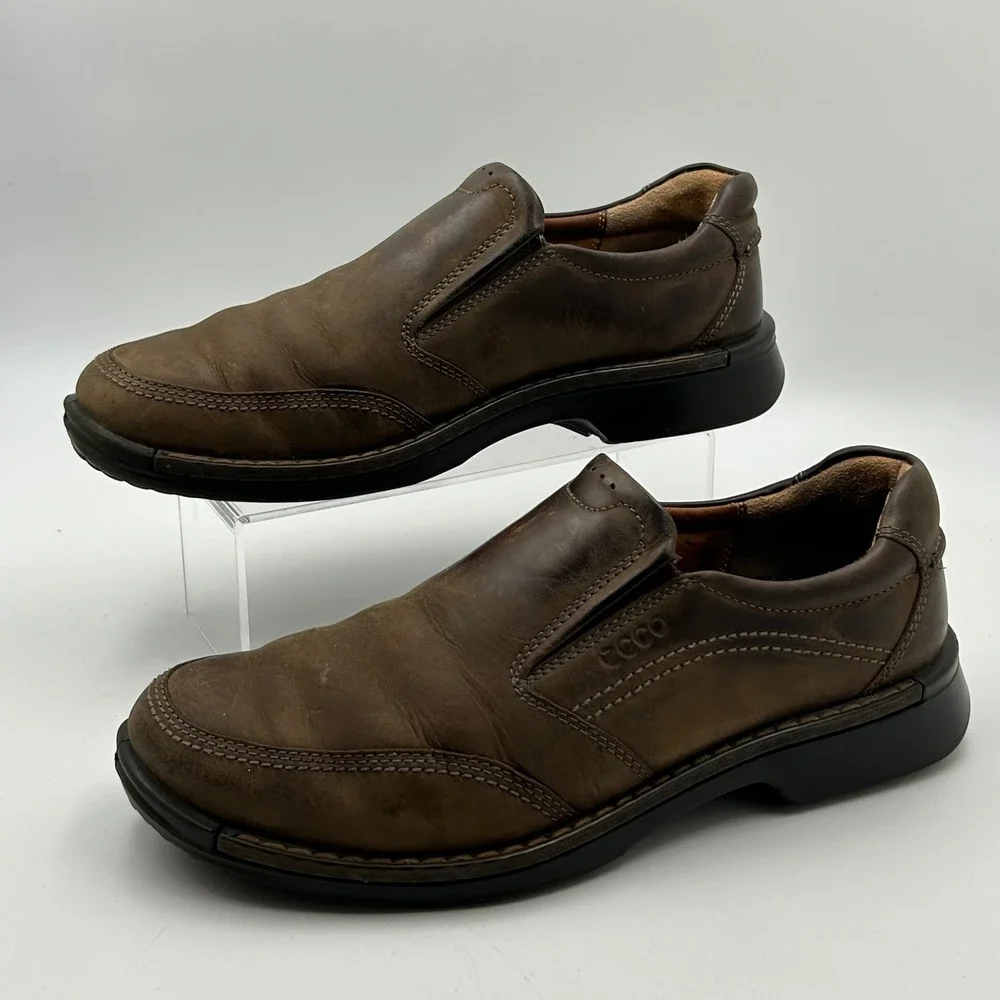 ECCO Slip On Loafers Mens 43 Brown Leather Moc Toe Shock Point Gorpcore Casual
